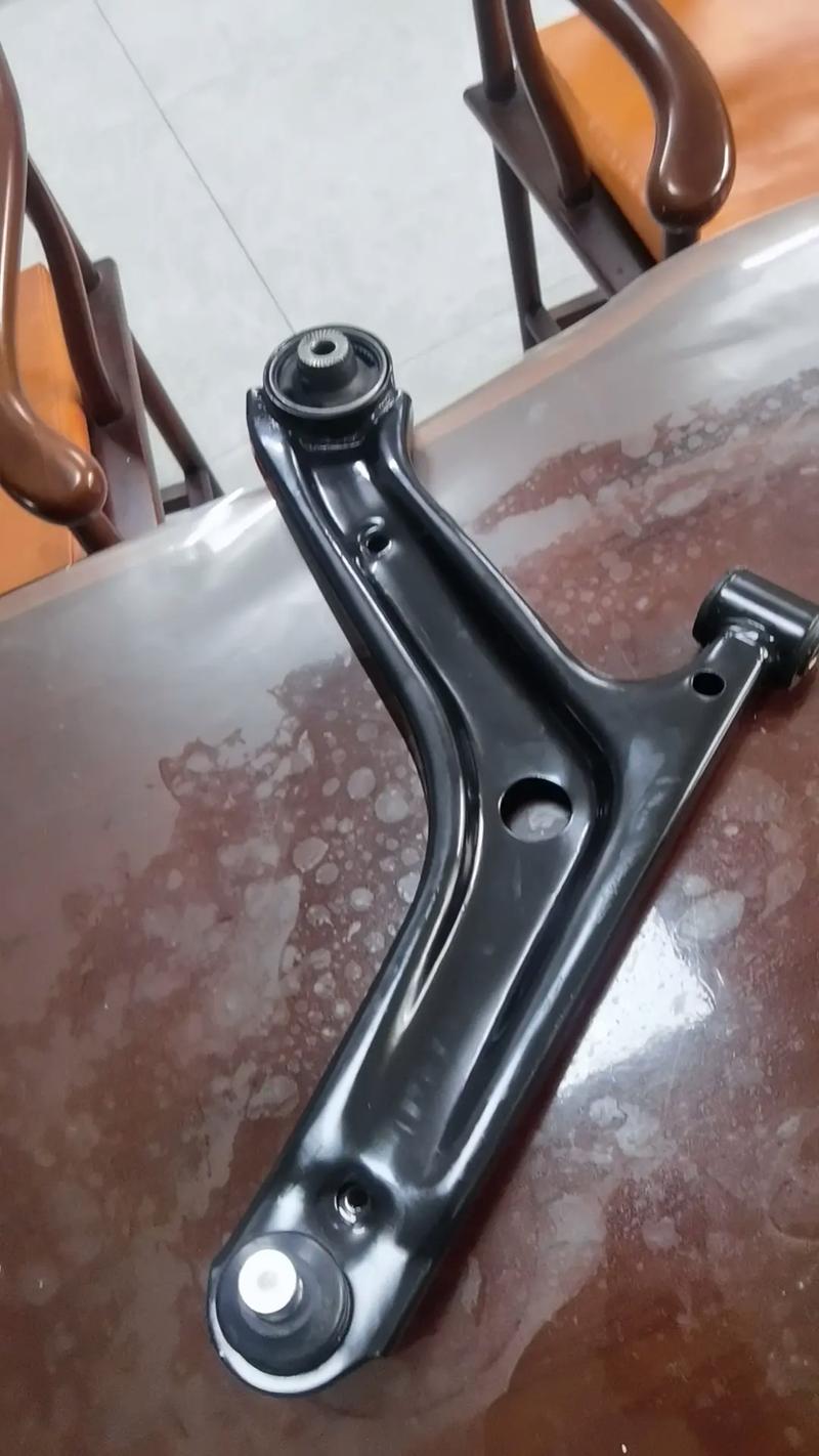 汽车底盘配件大全 专业供应，欢迎联系